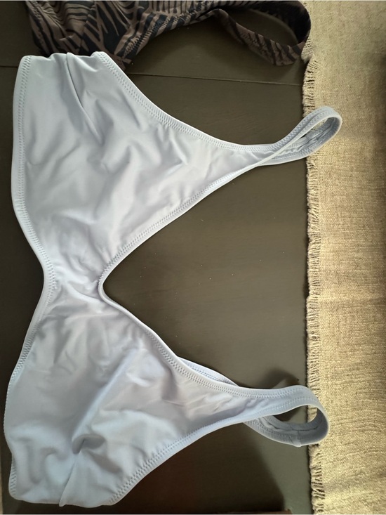Vuori Other - Vuori Light Blue Women's Bikini Top